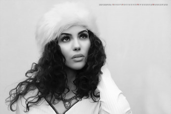 Картинка календари компьютерный+дизайн calendar цепь девушка украшение женщина лицо 2020 шапка