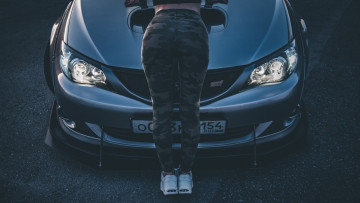 Картинка автомобили -авто+с+девушками subaru impreza wrx