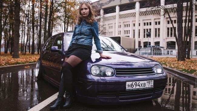 Обои картинки фото автомобили, -авто с девушками, volkswagen, golf