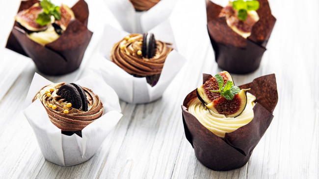 Обои картинки фото еда, пирожные,  кексы,  печенье, капкейк, кекс, инжир