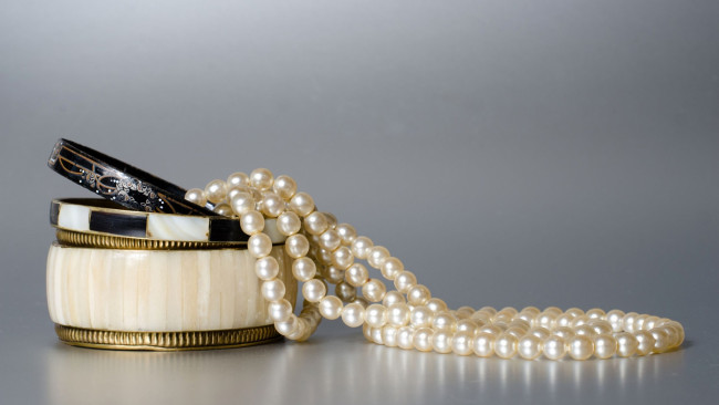 Обои картинки фото разное, украшения,  аксессуары,  веера, браслет, жемчуг, бусы