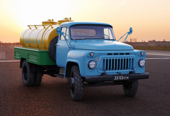 Картинка газ-+53 автомобили газ+грузовики газ- 53 автомобиль ретро молоковоз
