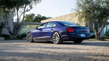 Картинка 2022+bentley+flying+spur+hybrid автомобили bentley синий flying spur hybrid седан премиум класс