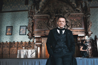 Картинка кино+фильмы гоголь +страшная+месть+ 2018 персонаж стол