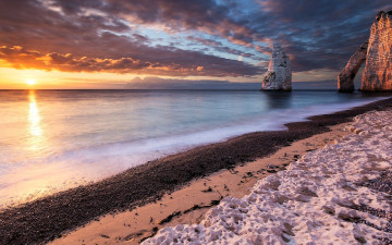 Картинка природа побережье тучи закат море скалы берег пена