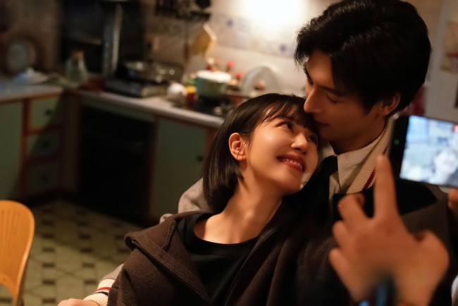 Обои картинки фото кино фильмы, flipped in sunshine, ван, хао, сюань, flipped, in, sunshine, когда, светит, солнце