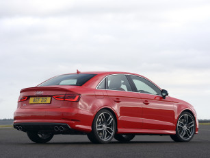 обоя автомобили, audi, s3, sedan, uk-spec, 8v, 2013, красный