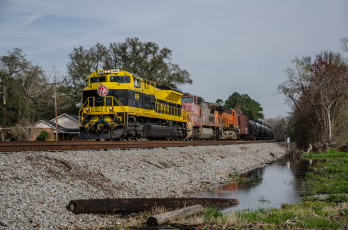 Картинка техника поезда цистерны состав локомотивы
