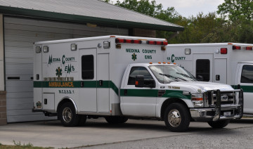 Картинка автомобили скорая+помощь помощь медицинская спецтехника