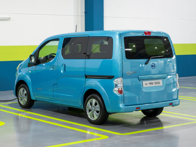 Обои картинки фото автомобили, nissan, datsun, e-nv200, 2014, синий