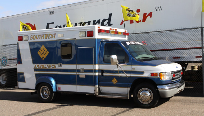 Обои картинки фото автомобили, скорая помощь, помощь, медицинская, спецтехника