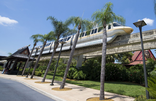 Обои картинки фото техника, поезда, поезд, эстакада, монорельс