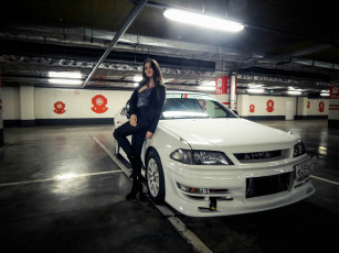 Картинка автомобили -авто+с+девушками toyota carina