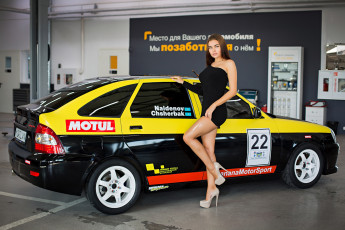 Картинка автомобили -авто+с+девушками лада приора