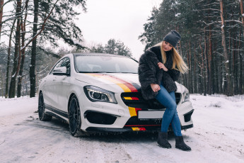 Картинка автомобили -авто+с+девушками mercedes