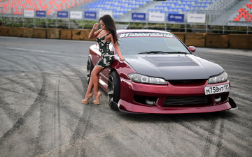 Картинка автомобили -авто+с+девушками nissan