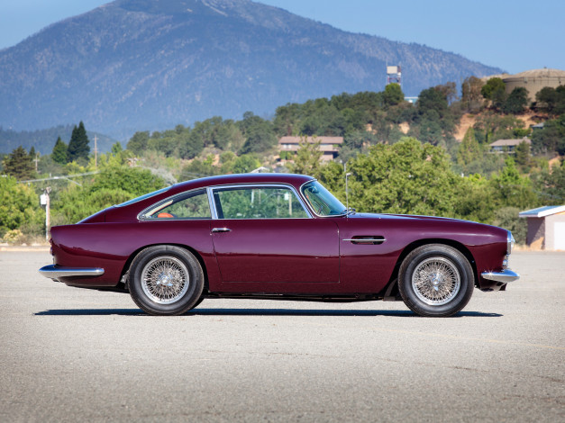 Обои картинки фото aston martin db4 1958, автомобили, aston martin, 1958, aston, martin, db4