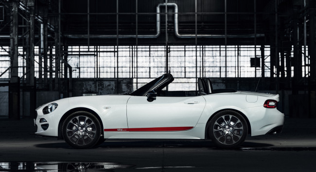 Обои картинки фото fiat 124 spider s-design 2018, автомобили, fiat, белый, 2018, s-design, spider, 124