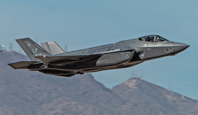 Обои картинки фото lockheed f-35a lightning ii, авиация, боевые самолёты, ввс