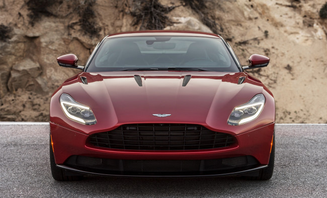 Обои картинки фото aston martin db11 north america 2016, автомобили, aston martin, aston, martin, db11, north, america, 2016, красный