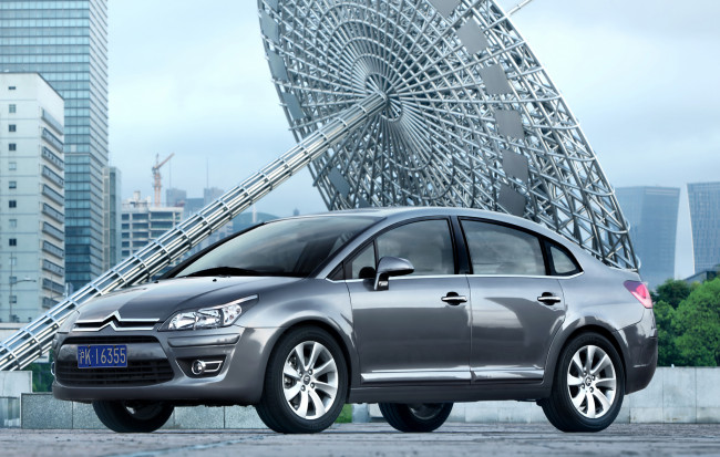 Обои картинки фото citro&, 235, n c quatre sedan 2009, автомобили, citroen, ds, c, quatre, sedan, 2009