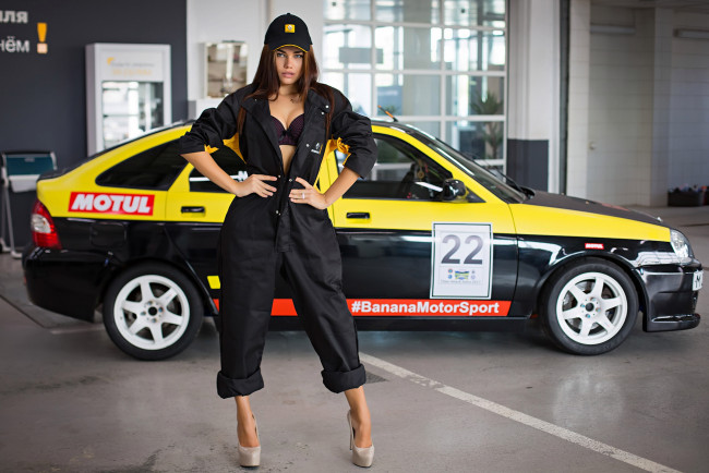 Обои картинки фото автомобили, -авто с девушками, лада, приора