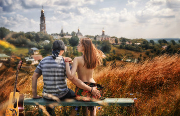 Картинка разное мужчина+женщина пара гитара красота трава