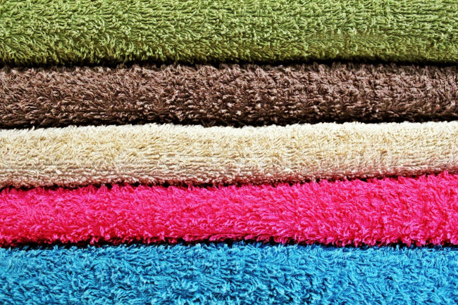 Обои картинки фото разное, одежда,  обувь,  текстиль,  экипировка, разноцветные, махровые, полотенца