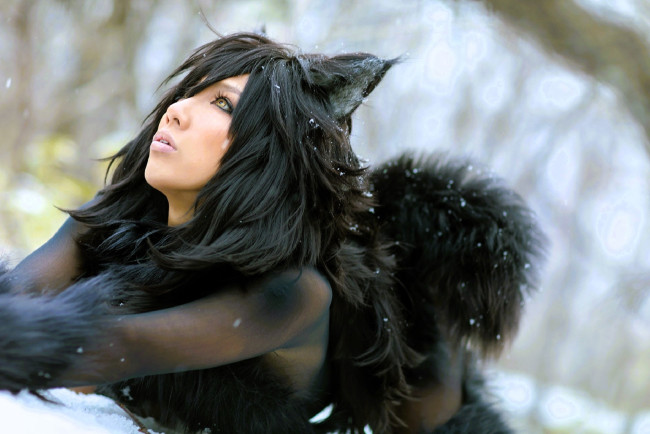 Обои картинки фото девушки, nonsummerjack, образ, косплей, наряд, костюм, мех, снег, лес, ушки, хвост