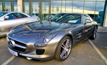 Картинка mercedes+amg+sls автомобили выставки+и+уличные+фото amg merc mercedes-benz ag daimler подразделение легковые грузовики автобусы двигатели германия