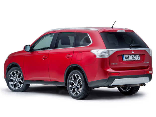 Обои картинки фото автомобили, mitsubishi, outlander, 2014, красный