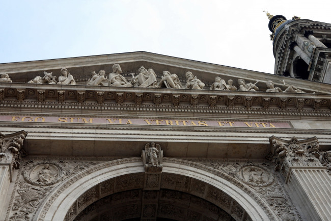 Обои картинки фото города, будапешт , венгрия, надпись