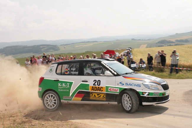 Обои картинки фото спорт, авторалли, трасса, гонки, скорость