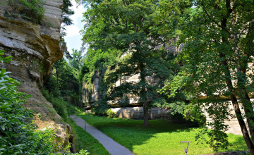 Картинка природа парк дорожка деревья скалы