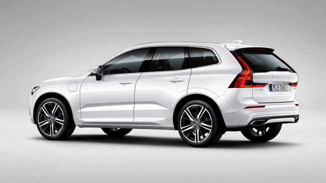 Обои картинки фото volvo xc60 t8-r design 2017, автомобили, volvo, xc60, t8-r, design, 2017