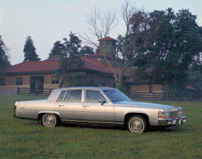 Картинка автомобили cadillac fleetwood brougham