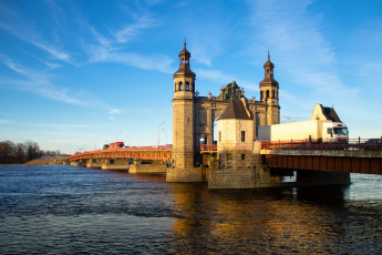 Картинка города -+мосты мост королевы луизы река неман пограничный автодорожный металлический соединяeт cоветск калининградская область россия панямуне литва