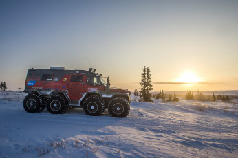 Картинка техника вездеходы cнегоболотоход шаман 8x8 на шинах низкого давления