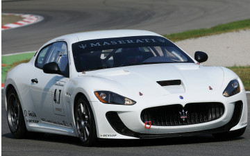 Картинка автомобили maserati