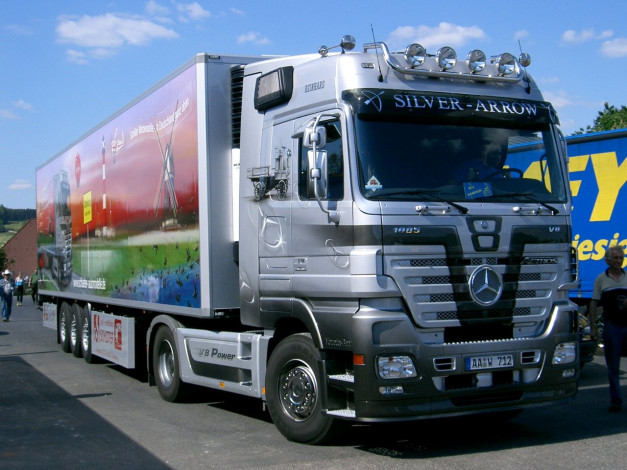 Обои картинки фото автомобили, mercedes, trucks