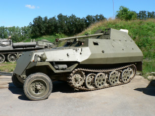 Картинка техника военная гусеницы пушка