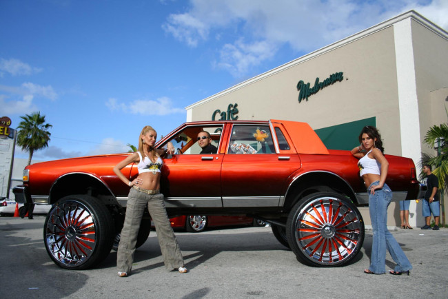 Обои картинки фото автомобили, авто, девушками, box