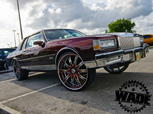 Картинка автомобили выставки+и+уличные+фото chevrolet