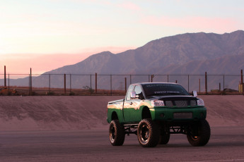 Картинка автомобили custom+pick-up nissan