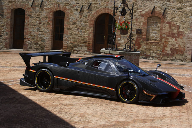 Обои картинки фото автомобили, pagani, zonda