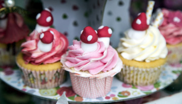 Картинка еда пирожные +кексы +печенье маффины