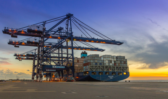 Обои картинки фото корабли, грузовые суда, контейнеровоз