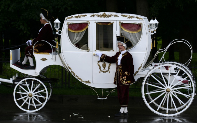 Обои картинки фото разное, - другое, кучер, карета, машина, авто