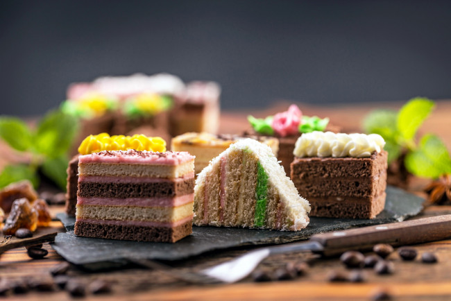 Обои картинки фото еда, пирожные,  кексы,  печенье, лакомство, ассорти