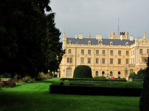Картинка города замок+леднице+ чехия lednice castle